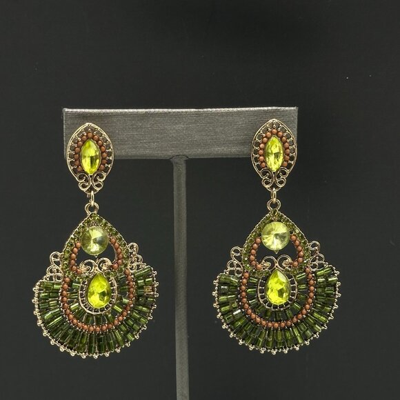 Green Chandelier Earrings Gold Tone Rhinestone Beaded Pierced Statement 2" - Picture 1 of 9